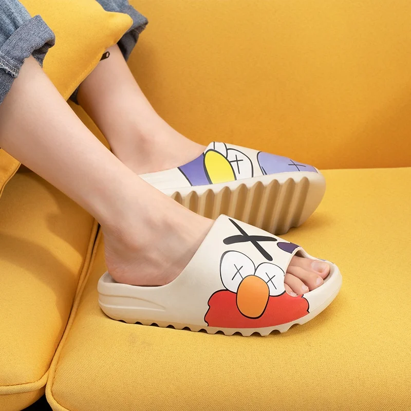 Wholesale Hot Selling 2020 New Unisex Summer Fish Mouth Flat Slip On Indoor Yeezy Beach Womens Mens slippers
Wholesale Hot Selling 2020 New Unisex Summer Fish Mouth Flat Slip On Indoor Yeezy Beach Womens Mens slippers
