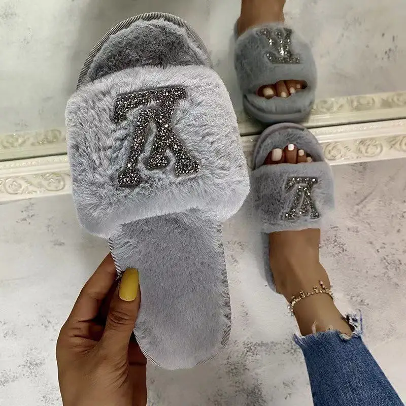 2021 women Drop Shipping Comfortable Fluffy Indoor Plus Size Anti-slip indoor fashion Fur Slippers
2021 women Drop Shipping Comfortable Fluffy Indoor Plus Size Anti-slip indoor fashion Fur Slippers