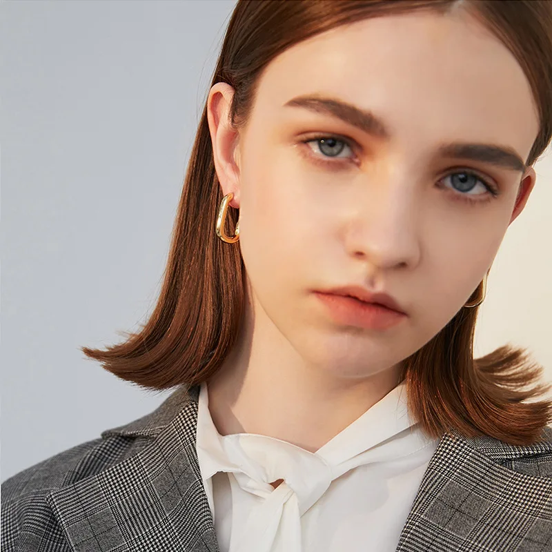 Best Selling French Gold Geometric O Shaped Hoop Earrings Women's Chunky Hoops Rectangle Brass Earrings Jewelry
Best Selling French Gold Geometric O Shaped Hoop Earrings Women's Chunky Hoops Rectangle Brass Earrings Jewelry