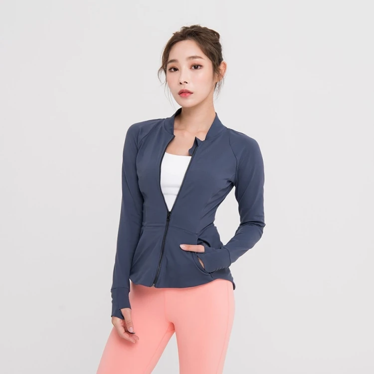 Wholesales Athletic Apparel Nylon Lycra Workout Gym Fitness Yoga Active wear Full Zip Pocket Long Sleeve Sports Jacket For Women
Wholesales Athletic Apparel Nylon Lycra Workout Gym Fitness Yoga Active wear Full Zip Pocket Long Sleeve Sports Jacket For Women