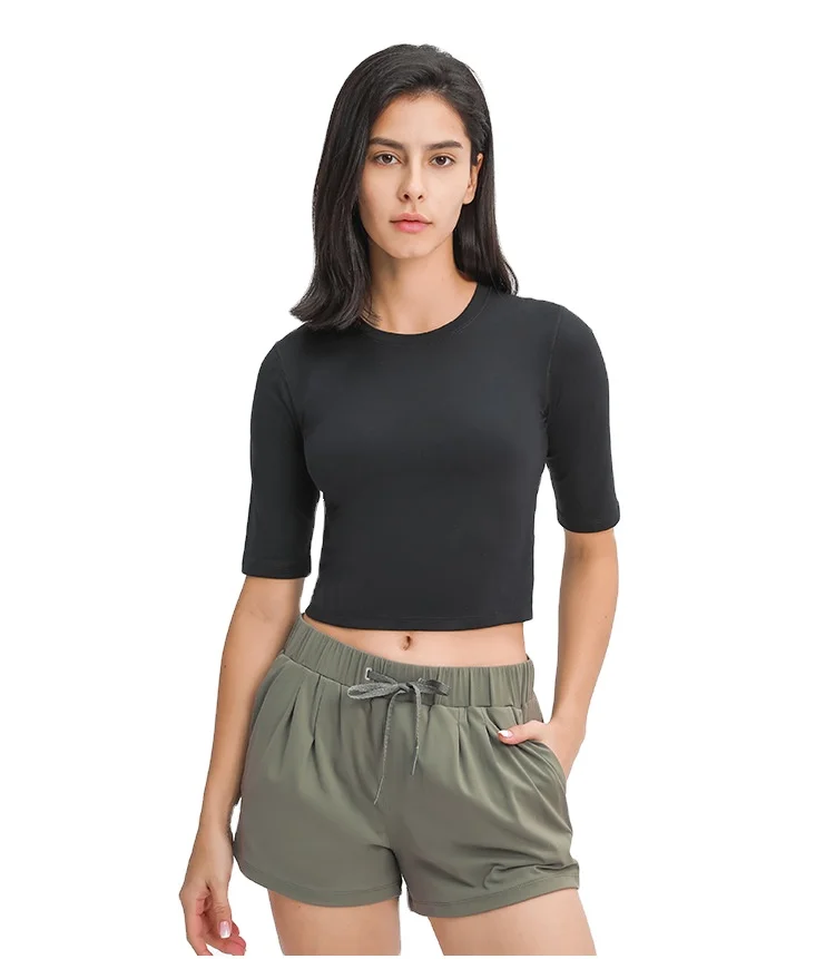 2021 Newest design middle sleeves slim yoga ladies fitness tops solid color breathable o neck yoga tank top, Customized colors
2021 Newest design middle sleeves slim yoga ladies fitness tops solid color breathable o neck yoga tank top, Customized colors