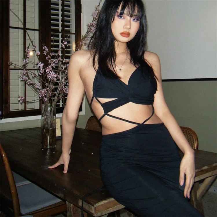 women Sexy backless wrap chest long dress sleeveless suspender halter neck solid color dress, Customized color
women Sexy backless wrap chest long dress sleeveless suspender halter neck solid color dress, Customized color