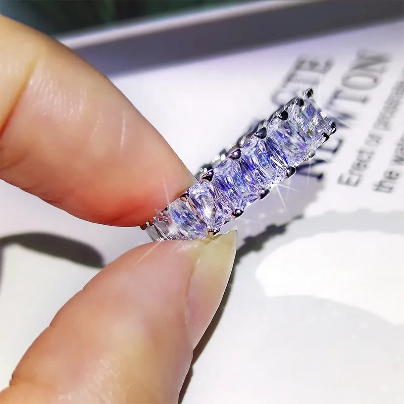 New Fashion Elegant Shiny Accessories ring Exaggerated Girl Party Jewelry gift statement rings for women, Customized color
New Fashion Elegant Shiny Accessories ring Exaggerated Girl Party Jewelry gift statement rings for women, Customized color