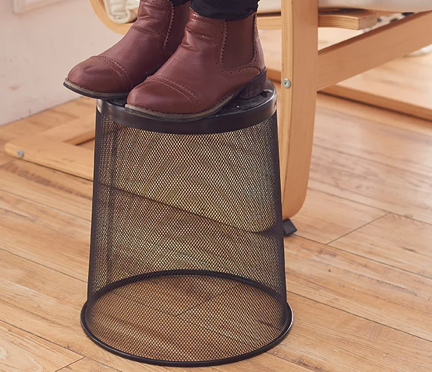 Household Office Daily Metal Mesh Waste Bin Wastebasket Rubbish Paper net Trash Basket, Black
Household Office Daily Metal Mesh Waste Bin Wastebasket Rubbish Paper net Trash Basket, Black