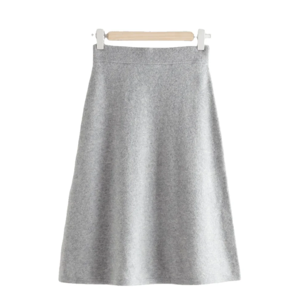 2021 Top fashion Sweater knitted dress Women Casual Comfort winter Skirt sweater Midi skirt
2021 Top fashion Sweater knitted dress Women Casual Comfort winter Skirt sweater Midi skirt