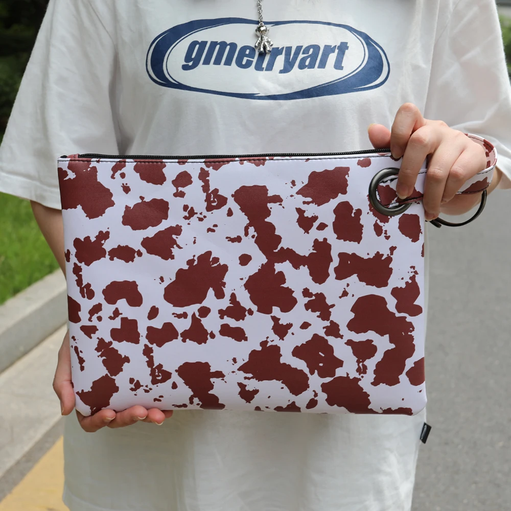 Women Brown Cow Oversized Clutch Bag Designer Large Capacity Clutch Handbag Lady Wristlet Purse Evening Bag For Girls, Red buffalo plaid, black/white plaid
Women Brown Cow Oversized Clutch Bag Designer Large Capacity Clutch Handbag Lady Wristlet Purse Evening Bag For Girls, Red buffalo plaid, black/white plaid