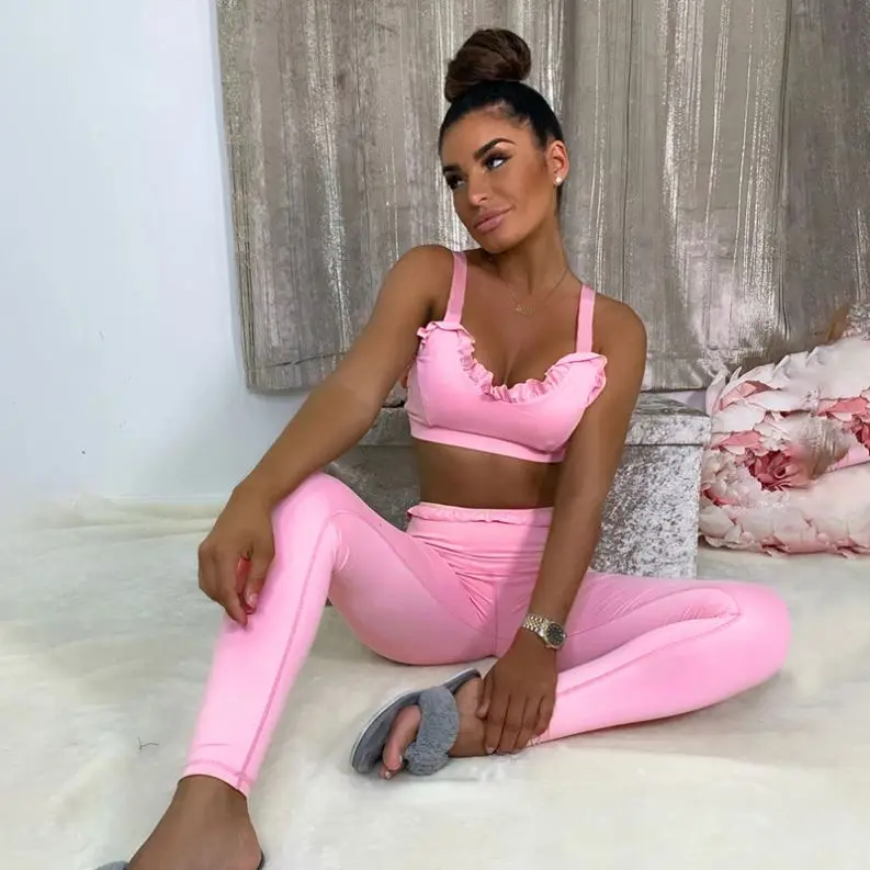FREE SAMPLE JHTH New two-piece yoga set with a sleeveless tank top and hip leggings with wooden ears, Black/pink
FREE SAMPLE JHTH New two-piece yoga set with a sleeveless tank top and hip leggings with wooden ears, Black/pink