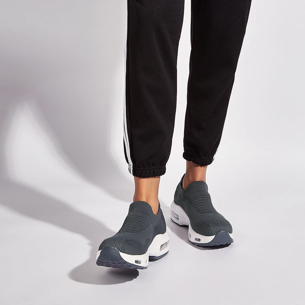 Higher quality breathable and comfortable fly knit gym sports shoes running woman sneaker, Customized color
Higher quality breathable and comfortable fly knit gym sports shoes running woman sneaker, Customized color