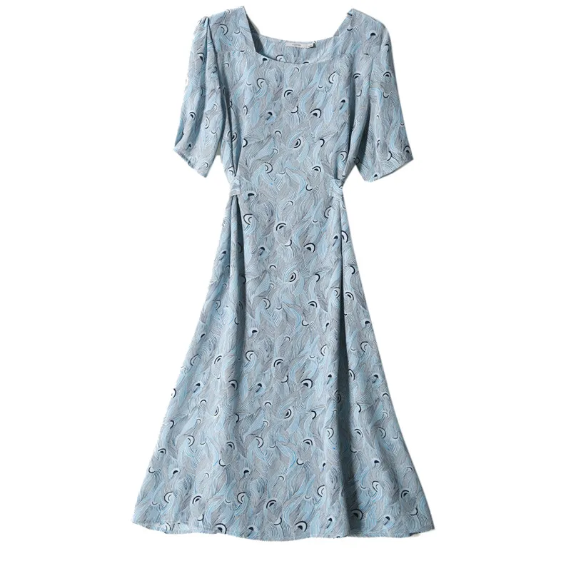 Light blue printing long style waist closing mulberry light ripe wind V-neck short sleeve summer 2020 dress silk ladies
Light blue printing long style waist closing mulberry light ripe wind V-neck short sleeve summer 2020 dress silk ladies