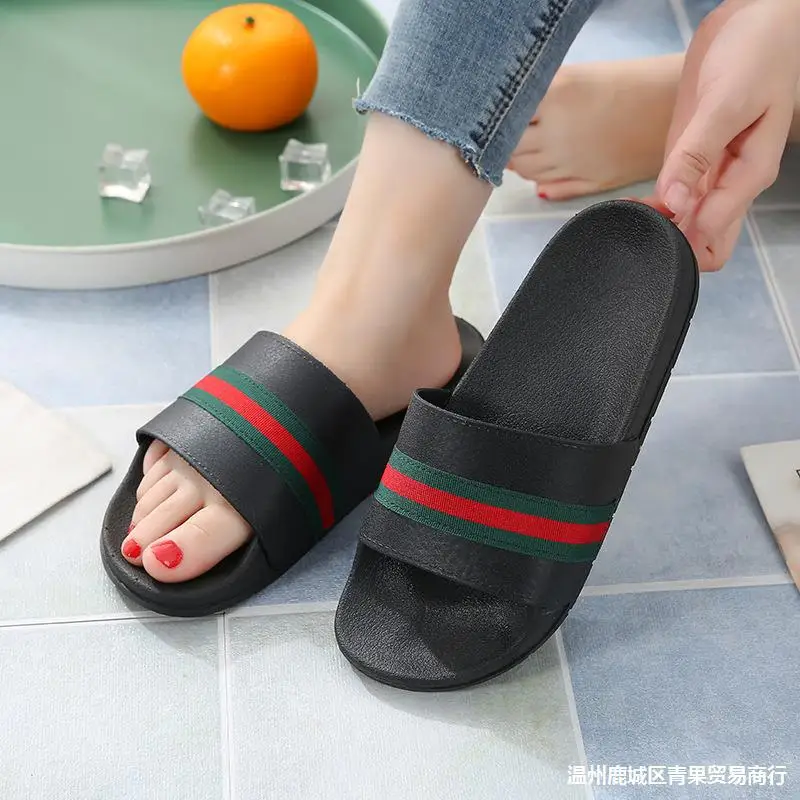 luxury designers couples home flat soft bathroom slides slippers outdoor beach sandals slippers for men women
luxury designers couples home flat soft bathroom slides slippers outdoor beach sandals slippers for men women