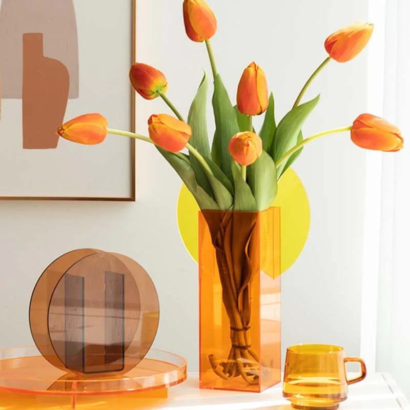 Ruiteng new Nordic minimalist INS wind transparent crystal glass flower vase with wedding home decoration desktop acrylic vase 
Ruiteng new Nordic minimalist INS wind transparent crystal glass flower vase with wedding home decoration desktop acrylic vase