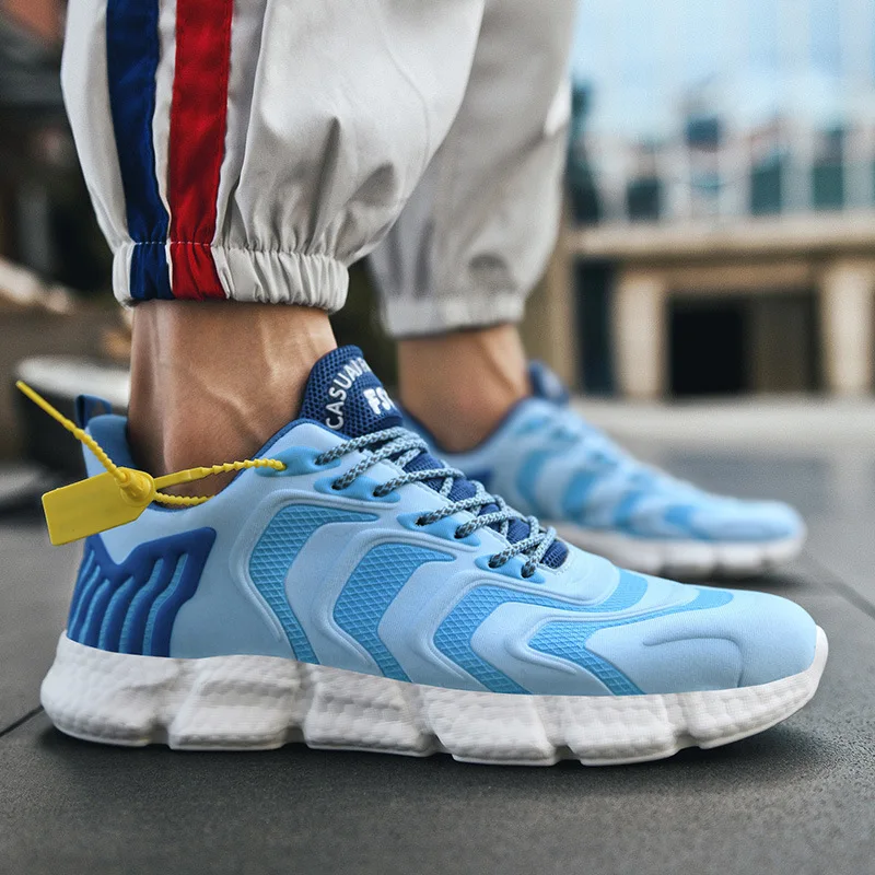 Outdoor lightweight men's running shoes trend breathable fashion casual sports shoes, 4 colors
Outdoor lightweight men's running shoes trend breathable fashion casual sports shoes, 4 colors