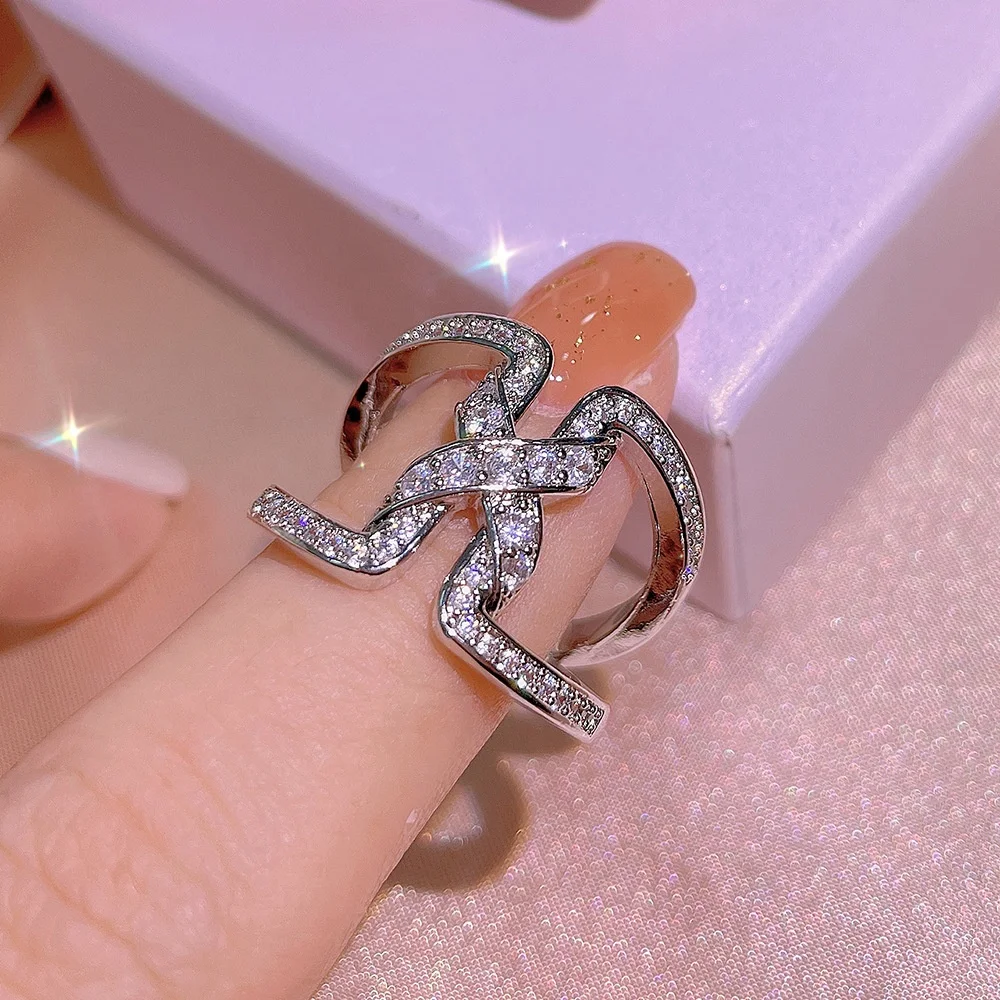 Simple Hollow Design Fashion Zircon Rings For Women Accessories Wedding Engagement Jewelry Gift, Picture color
Simple Hollow Design Fashion Zircon Rings For Women Accessories Wedding Engagement Jewelry Gift, Picture color