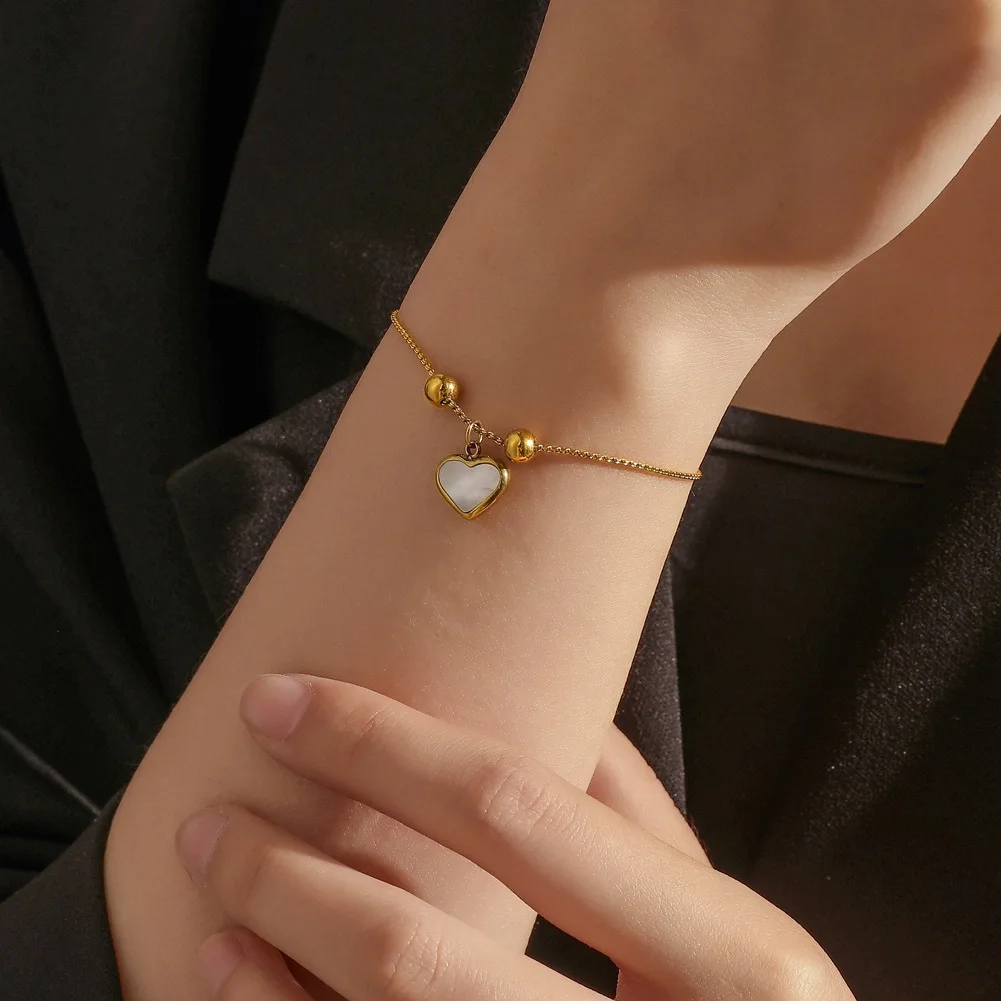 Simple Fashion Design Real Gold Plated Stainless Steel Opal Heart Bracelets European Solid Ball Heart Pendant Bracelet For Women
Simple Fashion Design Real Gold Plated Stainless Steel Opal Heart Bracelets European Solid Ball Heart Pendant Bracelet For Women