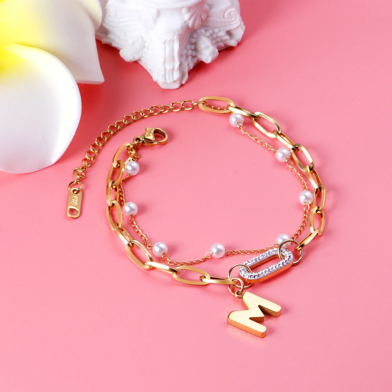 Wholesale Letter M Pendant Stainless Steel Bangles Dubai Gold Plated Pearl Jewelry Bracelets For Women, Gold/silver/rose/black available
Wholesale Letter M Pendant Stainless Steel Bangles Dubai Gold Plated Pearl Jewelry Bracelets For Women, Gold/silver/rose/black available