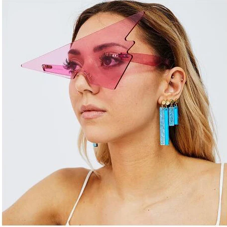 Oversized Triangle Sunglasses Women 2021 Vintage Rimless One Piece Rimless Eyewear Men Shades Unique Glasses UV400
Oversized Triangle Sunglasses Women 2021 Vintage Rimless One Piece Rimless Eyewear Men Shades Unique Glasses UV400