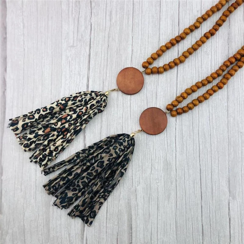 New Style Monogram Wood Beaded Snakeskin Disc Plaid Tassel Necklace, Customized color
New Style Monogram Wood Beaded Snakeskin Disc Plaid Tassel Necklace, Customized color