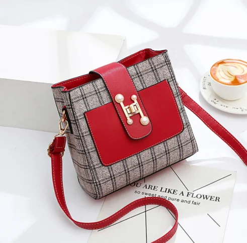 Women Shoulder Messenger Lady Crossbody Bags Plaid Small Square Handbag Girl Phone Coin Purse Bag, 5 colors
Women Shoulder Messenger Lady Crossbody Bags Plaid Small Square Handbag Girl Phone Coin Purse Bag, 5 colors