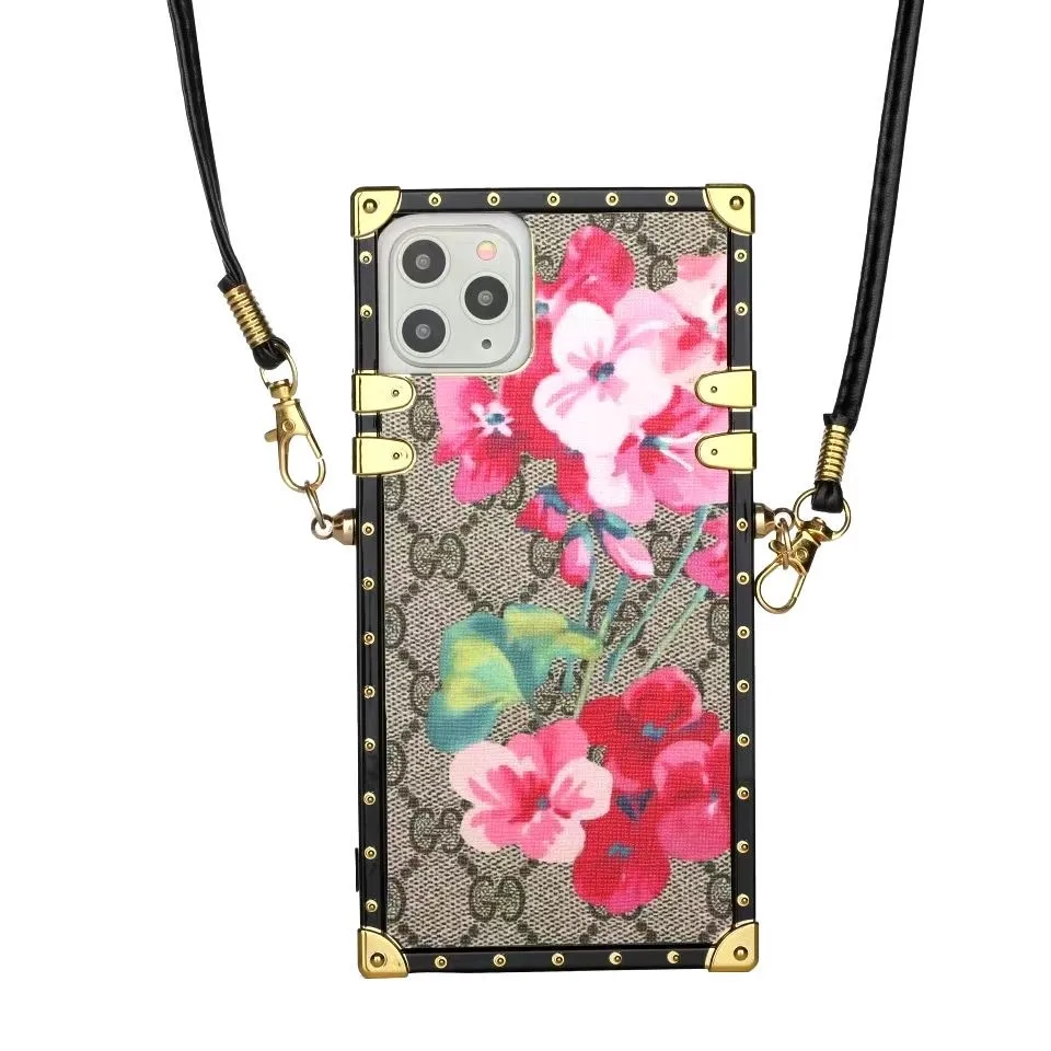 Flora Flower Square Trunk Shell for iPhone 11 12 case X/Xs luxury Designer Mobile Phone Protective Case for samsung
Flora Flower Square Trunk Shell for iPhone 11 12 case X/Xs luxury Designer Mobile Phone Protective Case for samsung