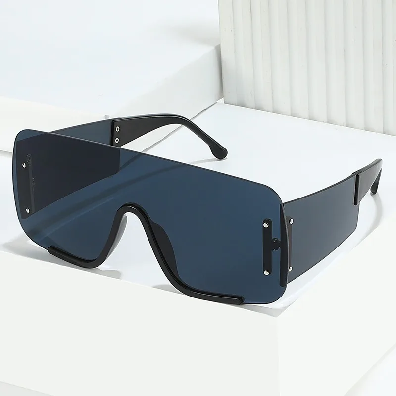 European and American Personality Glasses One Piece Lens Vintage Rimless Steampunk Wrap Around Y2k Sun Glasses
European and American Personality Glasses One Piece Lens Vintage Rimless Steampunk Wrap Around Y2k Sun Glasses