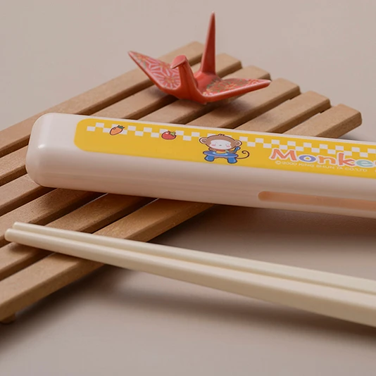 wholesale multi-color 100% Melamine chopsticks set for kids chopsticks 1 pair gift set with box, Customized
wholesale multi-color 100% Melamine chopsticks set for kids chopsticks 1 pair gift set with box, Customized