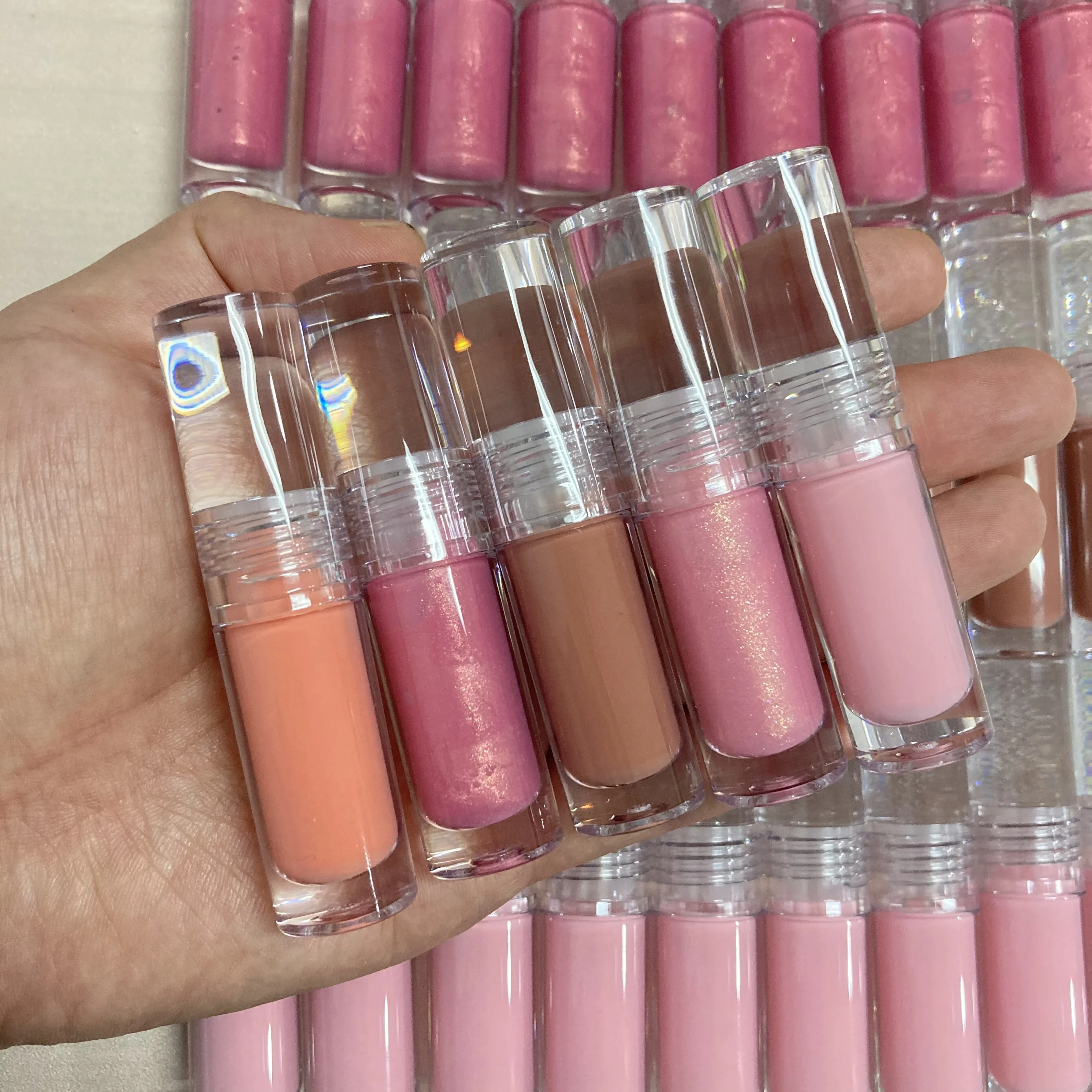 Wholesale cute lip gloss makeup girl love vegan nude pink clear private label lip gloss
Wholesale cute lip gloss makeup girl love vegan nude pink clear private label lip gloss