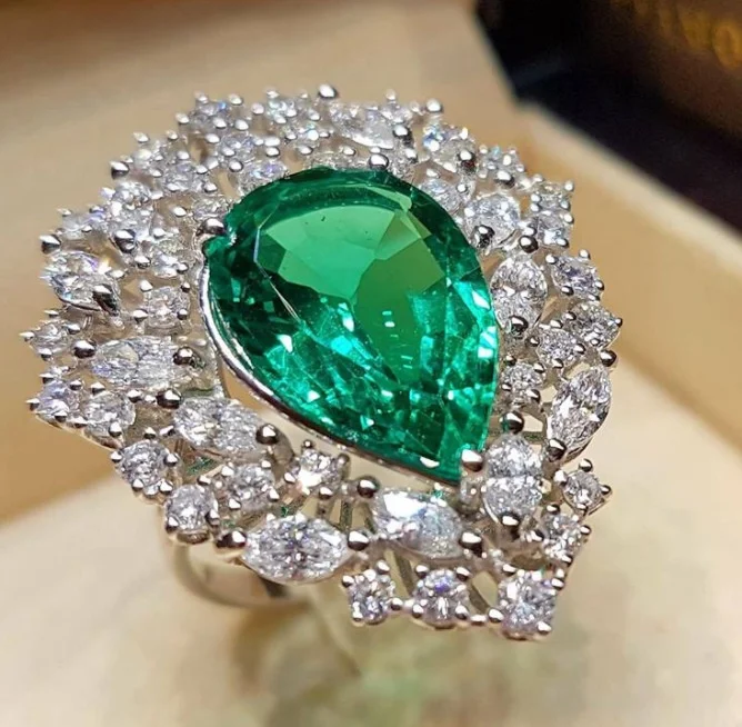 Elegant Cute Green Heart Rings for Women Fashion Silver Color Engagement Promise Wedding Wedding Heart Finger Rings
Elegant Cute Green Heart Rings for Women Fashion Silver Color Engagement Promise Wedding Wedding Heart Finger Rings