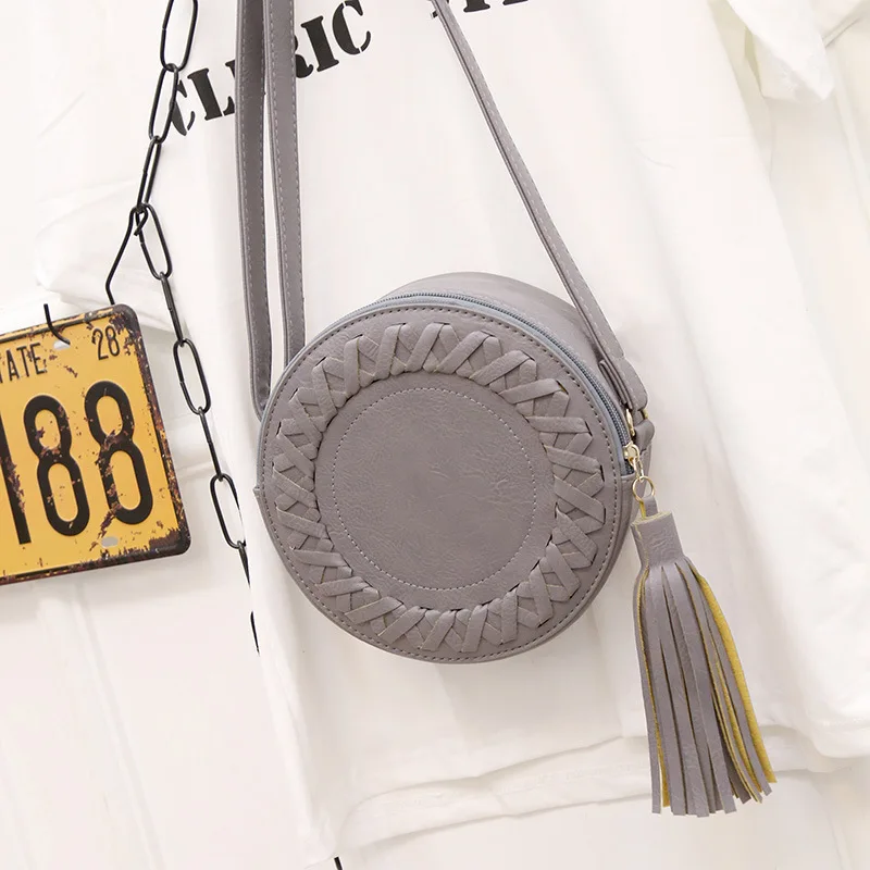 2020 new female bag trendy version women's shoulder bag solid color woven tassel small round bag fashion makeup coin purse, 5colors
2020 new female bag trendy version women's shoulder bag solid color woven tassel small round bag fashion makeup coin purse, 5colors