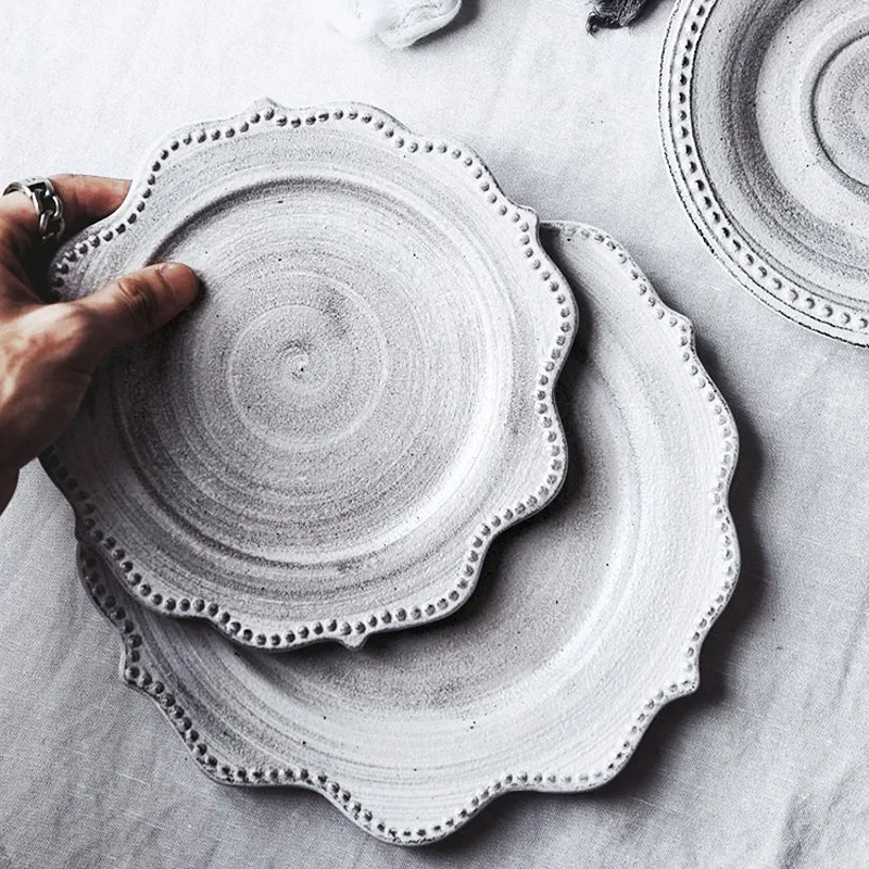 2020 New Nordic Dining Tableware, Decorative Ceramic Dessert Plate, Vintage Embossed Retro Ceramic Serving Plate/
2020 New Nordic Dining Tableware, Decorative Ceramic Dessert Plate, Vintage Embossed Retro Ceramic Serving Plate/