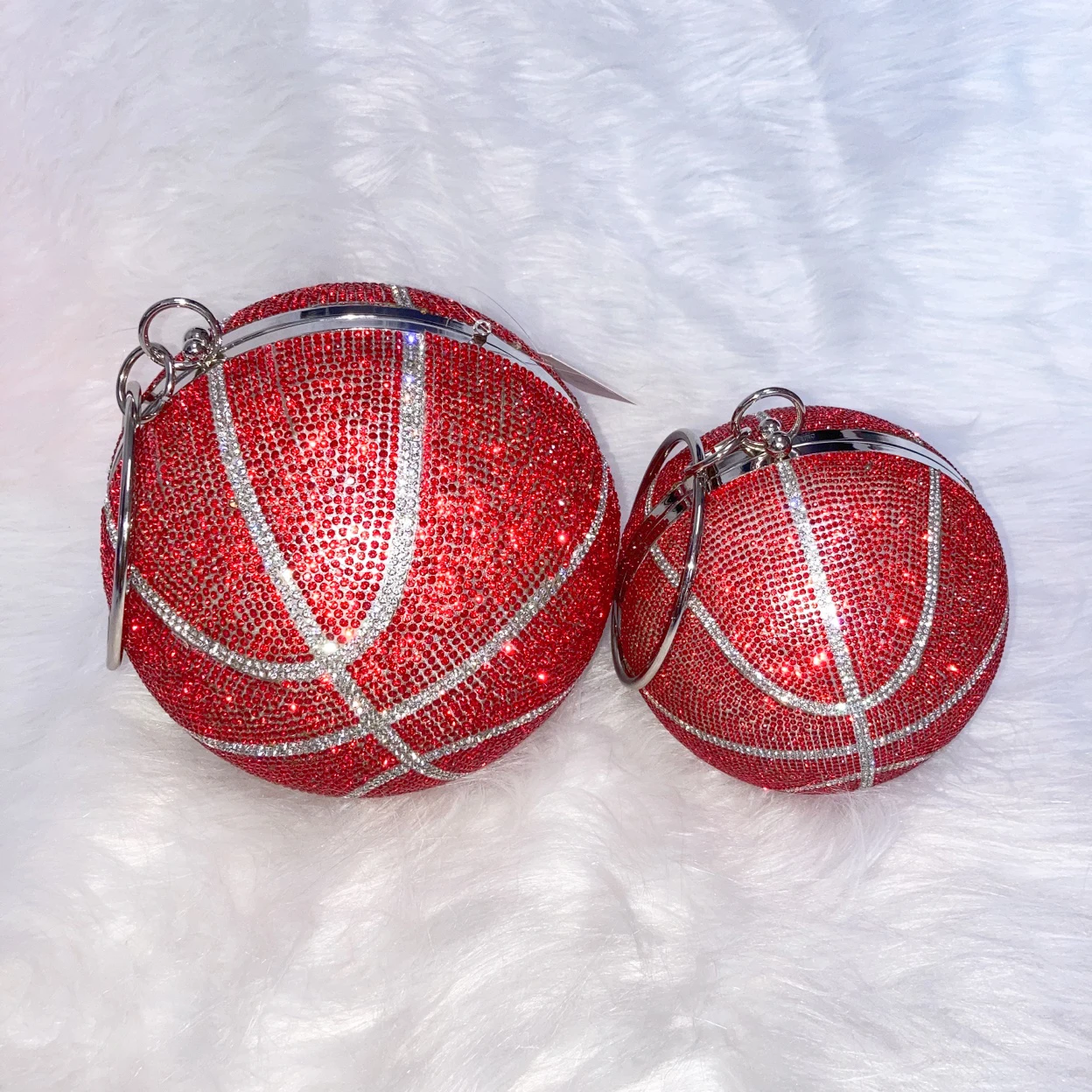 Ladies mini purse fashion evening bags shoulder bag 2021 girls small cute basketball handbag, Gold,silver
Ladies mini purse fashion evening bags shoulder bag 2021 girls small cute basketball handbag, Gold,silver