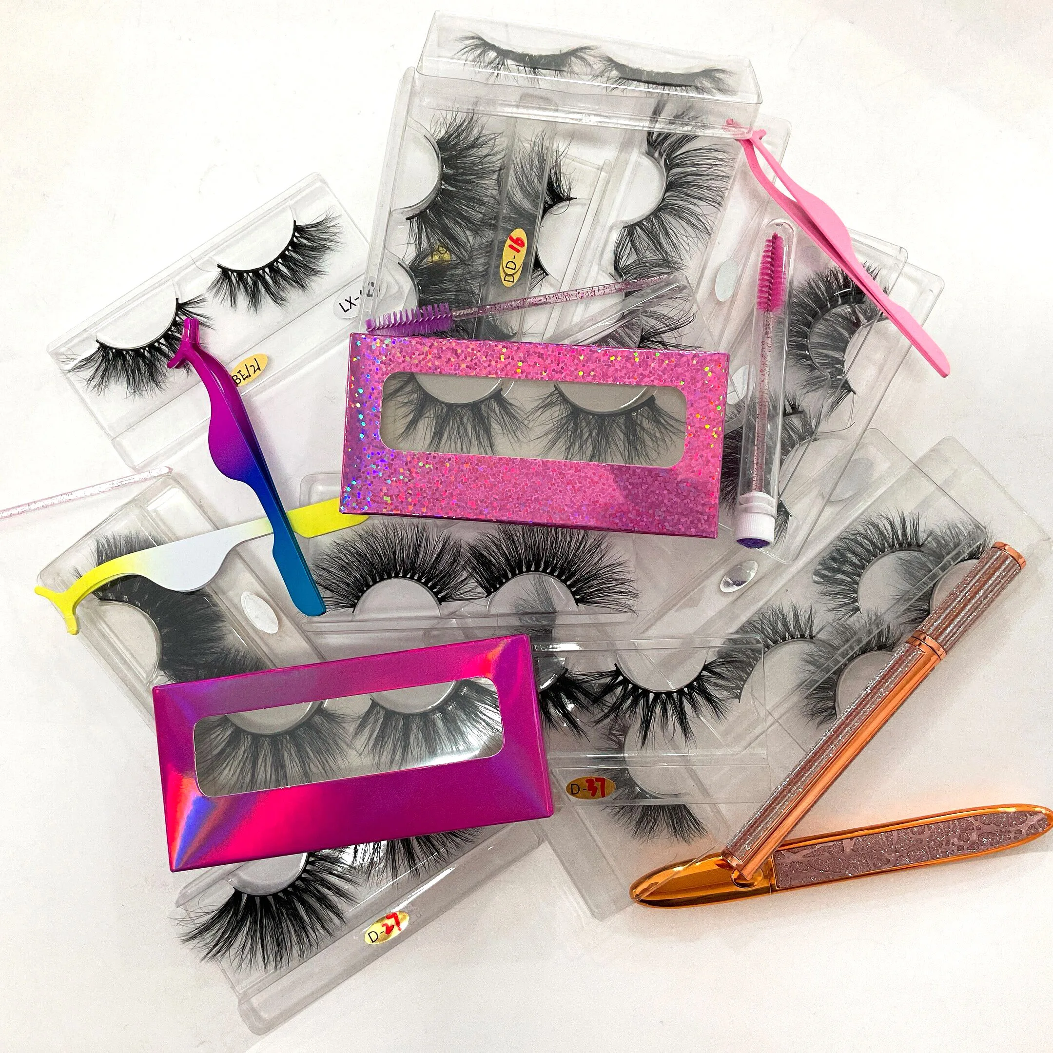 Lashes3d wholesale vendor custom eyelash packaging box dramatic 5d 25mm lashes mink eyelashes, Black
Lashes3d wholesale vendor custom eyelash packaging box dramatic 5d 25mm lashes mink eyelashes, Black
