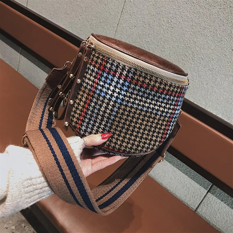 classic female small cross body purses handbags women hand bags for girls, Black,red,brown and customzied
classic female small cross body purses handbags women hand bags for girls, Black,red,brown and customzied