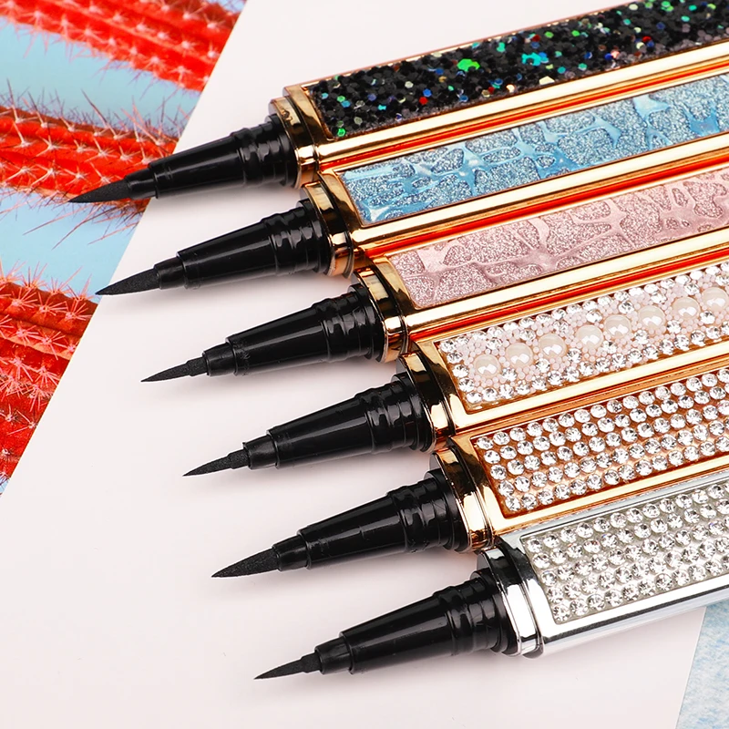 2021 Hot style waterproof magnetic eyeliner and eyelashes set Magnetic liquid eyeliner pencil
2021 Hot style waterproof magnetic eyeliner and eyelashes set Magnetic liquid eyeliner pencil