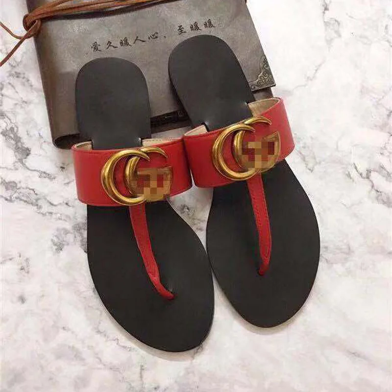 2021 fashion Womens Thong Flip Flops Superior Quality Flat Pvc Jelly Sandals For Evening Dress
2021 fashion Womens Thong Flip Flops Superior Quality Flat Pvc Jelly Sandals For Evening Dress