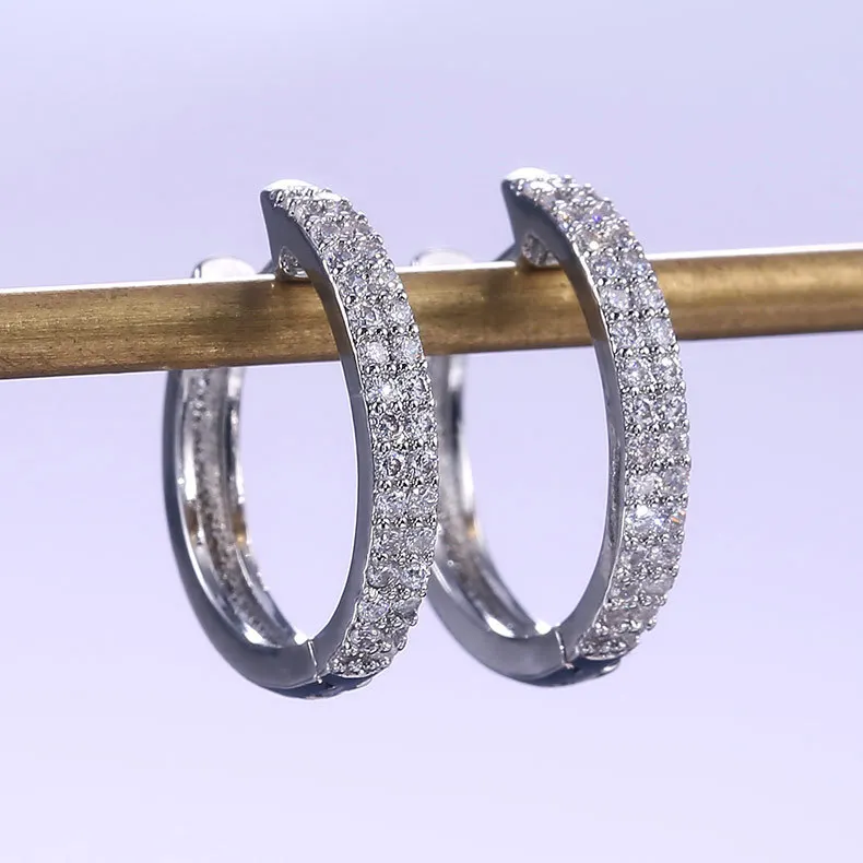 Electroplating diamond earrings copper simple and fashionable design brass big hoop earrings large earrings for women
Electroplating diamond earrings copper simple and fashionable design brass big hoop earrings large earrings for women