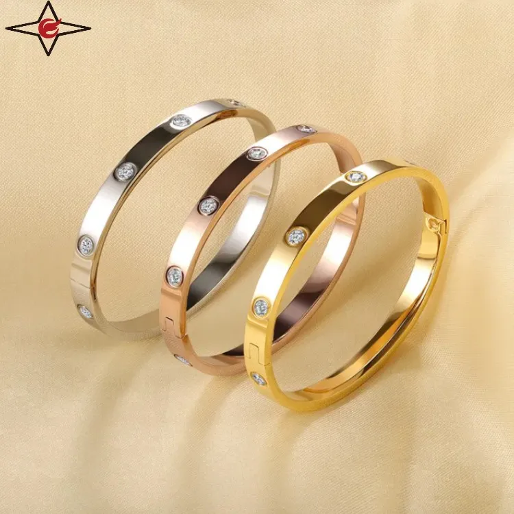 Fashion Jewelry Stainless Steel High Quality Zirconia Stones Cut Bangles Set Full Diamond Cut Bangles 
Fashion Jewelry Stainless Steel High Quality Zirconia Stones Cut Bangles Set Full Diamond Cut Bangles