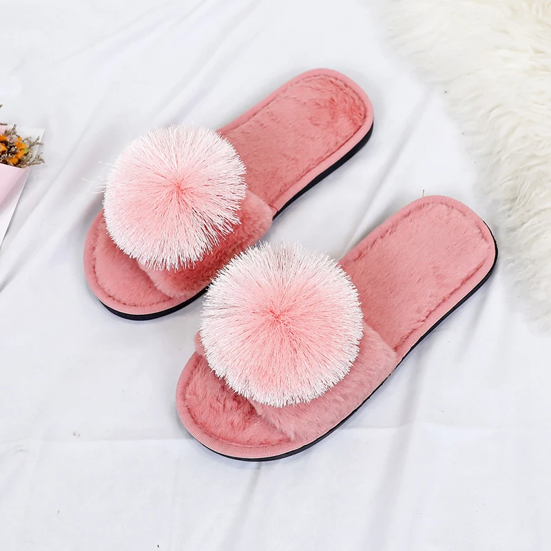 Wholesale new style fashion home indoor winter faux fur slippers for women faux fur slide sandal ladies slippers
Wholesale new style fashion home indoor winter faux fur slippers for women faux fur slide sandal ladies slippers