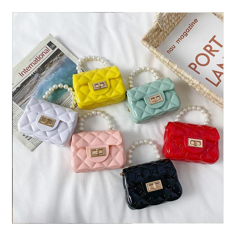 2021 Trend Latest Design Fancy Girls Small Handbags Women Custom Pearl Tote Purses Mini Branded Ladies Hand Bags for Gift
2021 Trend Latest Design Fancy Girls Small Handbags Women Custom Pearl Tote Purses Mini Branded Ladies Hand Bags for Gift