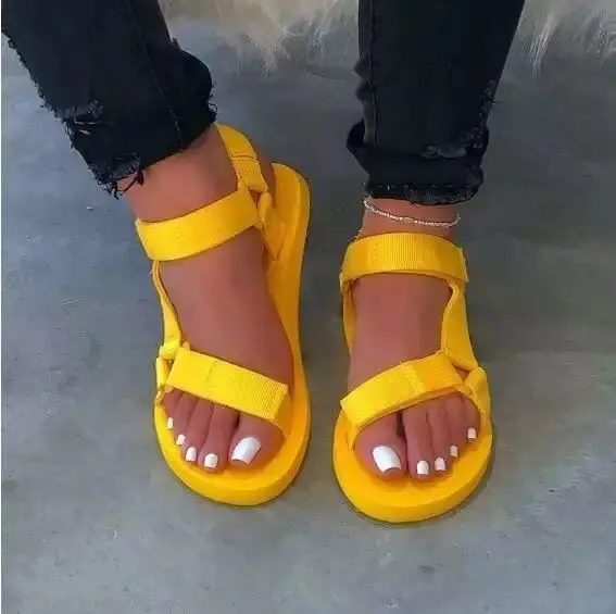 2020 Women's Fashionable and light sports sandals Summer Ladies Foam Platform sandals Hook Loop Beach sandal for Woman Flats
2020 Women's Fashionable and light sports sandals Summer Ladies Foam Platform sandals Hook Loop Beach sandal for Woman Flats