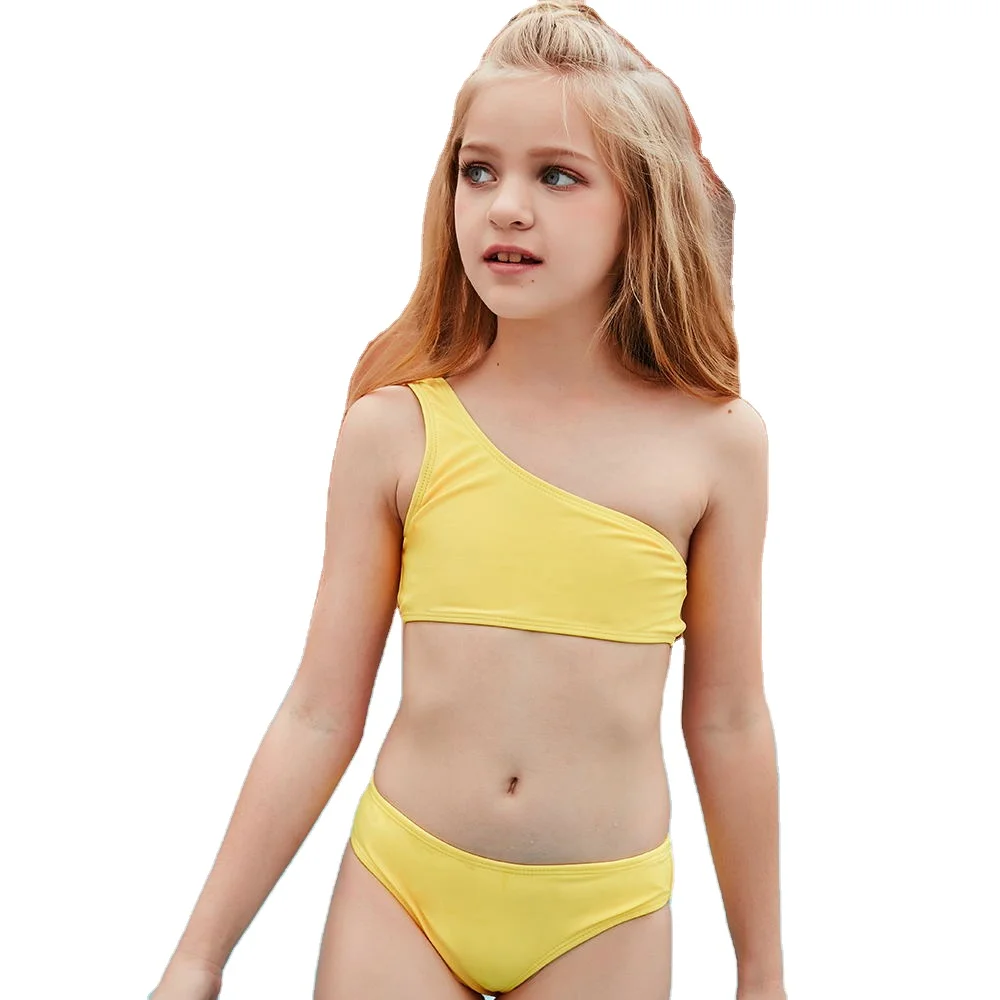 swimwear 2021 children custom thong bikini set girl swimsuit push up bikini swimsuit for kids
swimwear 2021 children custom thong bikini set girl swimsuit push up bikini swimsuit for kids