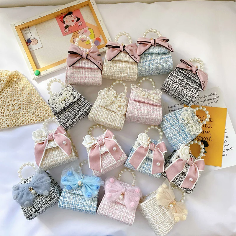 2021 Wholesale fashion mini children girls pearl shoulder bows bag kids purse handbags, 7colors
2021 Wholesale fashion mini children girls pearl shoulder bows bag kids purse handbags, 7colors