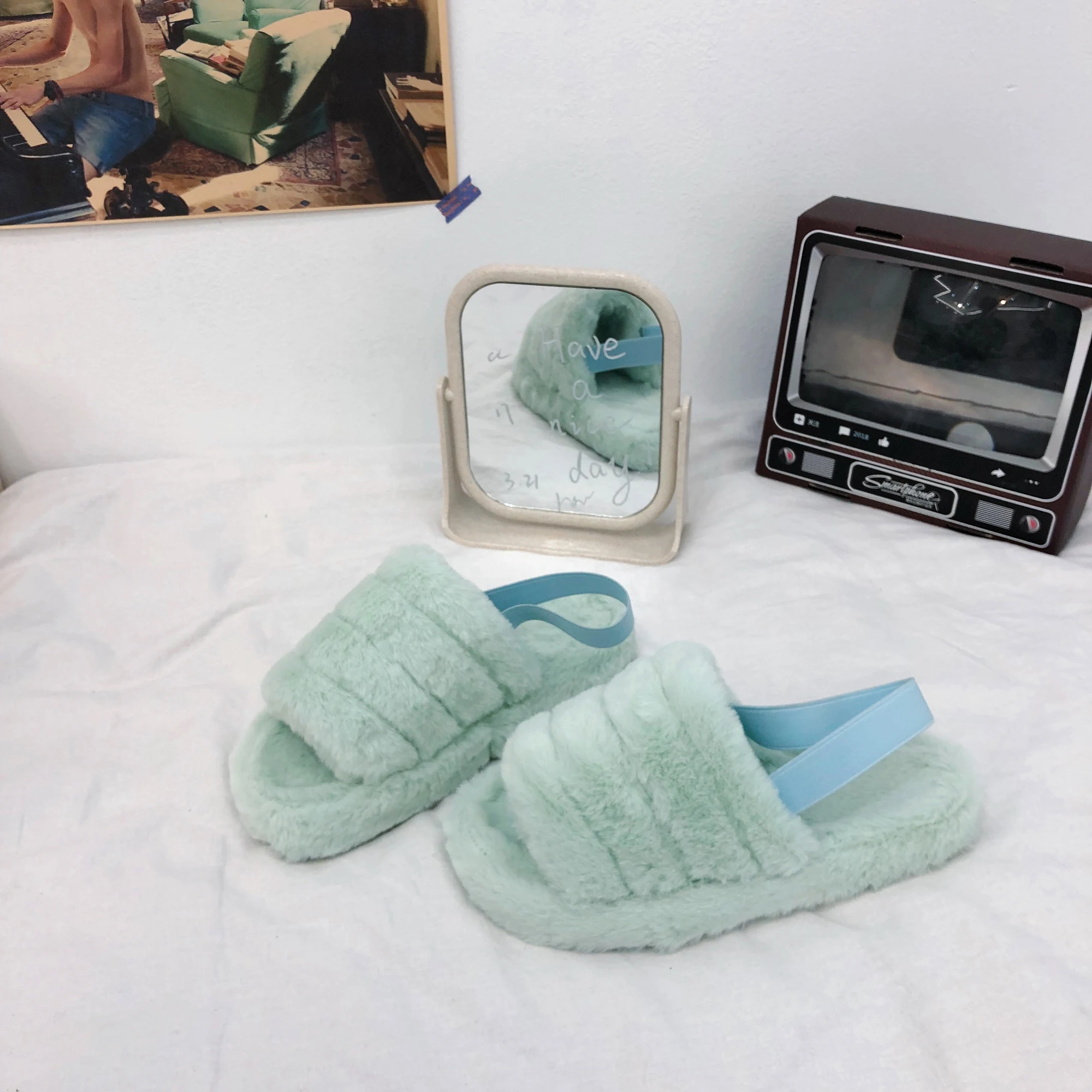Wholesale Winter Fur Sandals New fashion Design outdoor Fur Slides Shoes indoor Faux Fur Slippers For Women, As picture
Wholesale Winter Fur Sandals New fashion Design outdoor Fur Slides Shoes indoor Faux Fur Slippers For Women, As picture