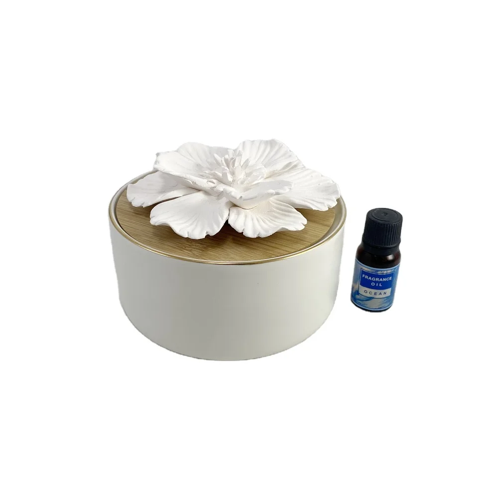 Handmade ceramic Flower Fragrance essential aroma ceramic oil diffuser with gold rim, As photo or customized
Handmade ceramic Flower Fragrance essential aroma ceramic oil diffuser with gold rim, As photo or customized