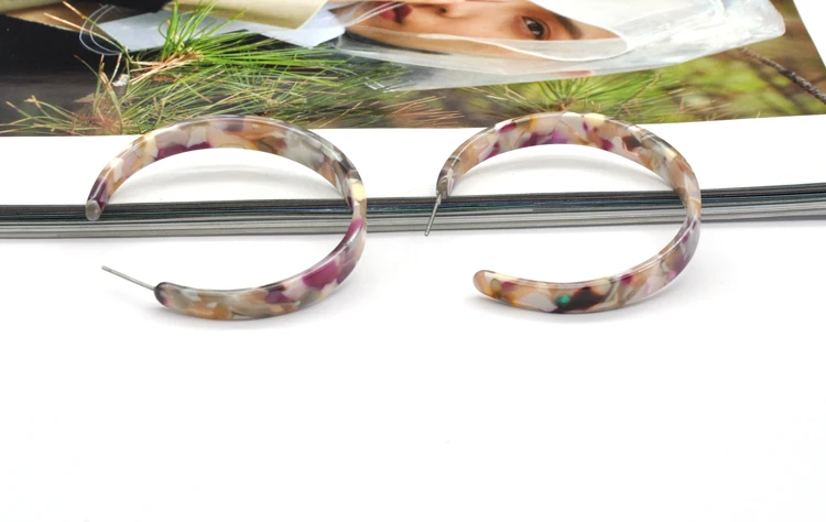 Custom colorful acrylic ear jewelry for women iridescent acetate hoop earrings
