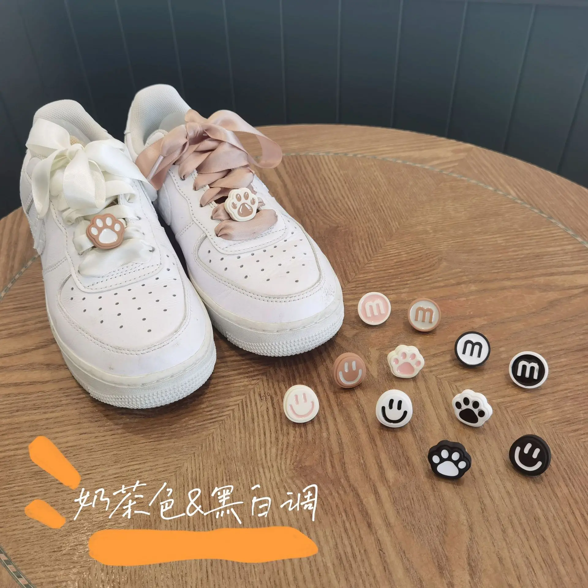 Wholesale Cute Cartoon Shoe Decoration Croc Designer Charms Cat Croc Accessory Gifts Sneakers Shoelace Buckle, White
Wholesale Cute Cartoon Shoe Decoration Croc Designer Charms Cat Croc Accessory Gifts Sneakers Shoelace Buckle, White