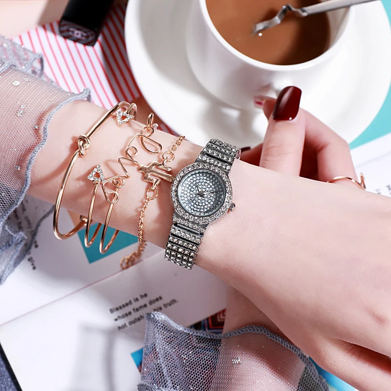 2020 Fashion Luxury Diamond Watch Casual Sport Waterproof Watches for Women Stylish Ladies Minimalist Wristwatches, As picture
2020 Fashion Luxury Diamond Watch Casual Sport Waterproof Watches for Women Stylish Ladies Minimalist Wristwatches, As picture