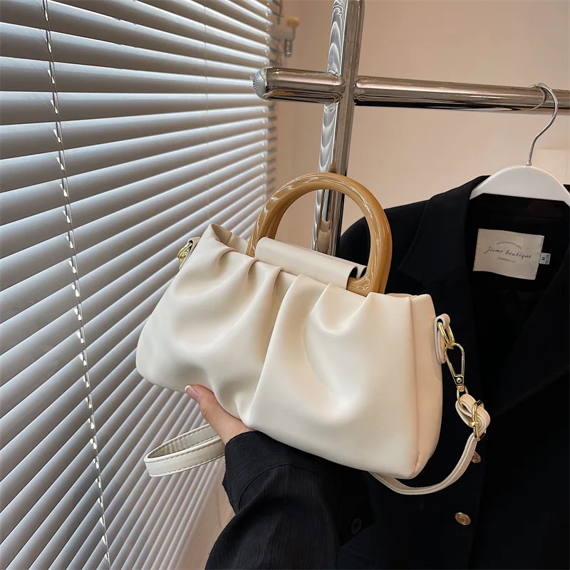 Sac A Main Femme 2023 Solid Color Handle Tote Bags Women Handbags Ladies Pleated Pu Shoulder Messenger Bag Female
Sac A Main Femme 2023 Solid Color Handle Tote Bags Women Handbags Ladies Pleated Pu Shoulder Messenger Bag Female