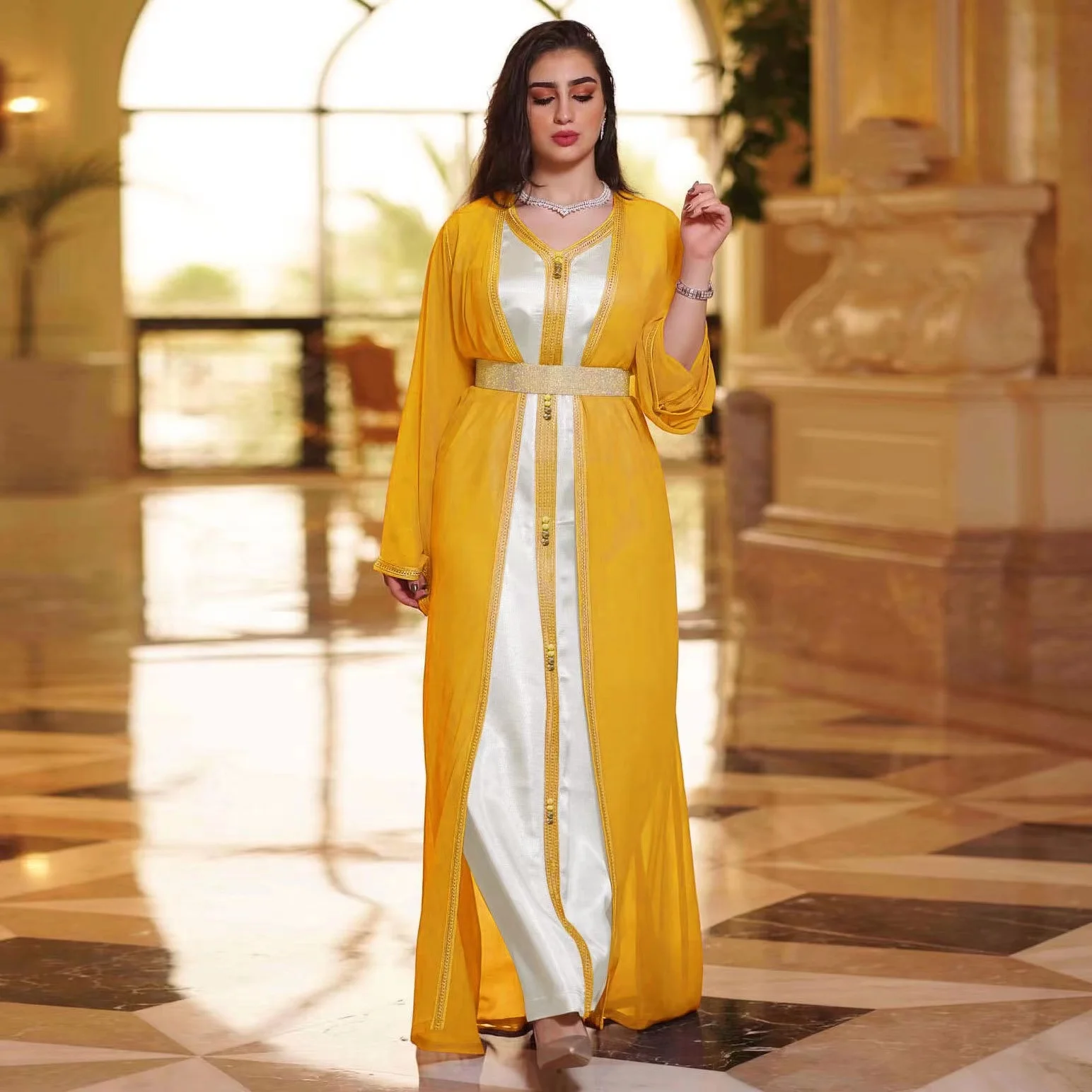 2022 Middle East high quality luxury chiffon long sleeve Muslim elegant long dress suits V neck party islamic clothing, Yellow, blue, pink
2022 Middle East high quality luxury chiffon long sleeve Muslim elegant long dress suits V neck party islamic clothing, Yellow, blue, pink