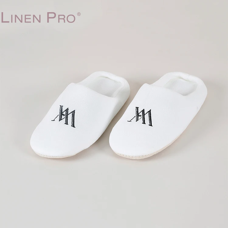 For Hotel Shoes Slipper 5 Star Hotel Men Slipper Bathroom Hotel Slipper Size for Men and Women Home/ Travel/ Hotel
For Hotel Shoes Slipper 5 Star Hotel Men Slipper Bathroom Hotel Slipper Size for Men and Women Home/ Travel/ Hotel