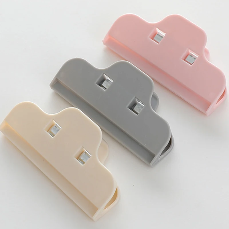 New Food Bag Sealing Clip Household Items Kitchen High Quality Sealing Clamp, Beige,white,pink
New Food Bag Sealing Clip Household Items Kitchen High Quality Sealing Clamp, Beige,white,pink